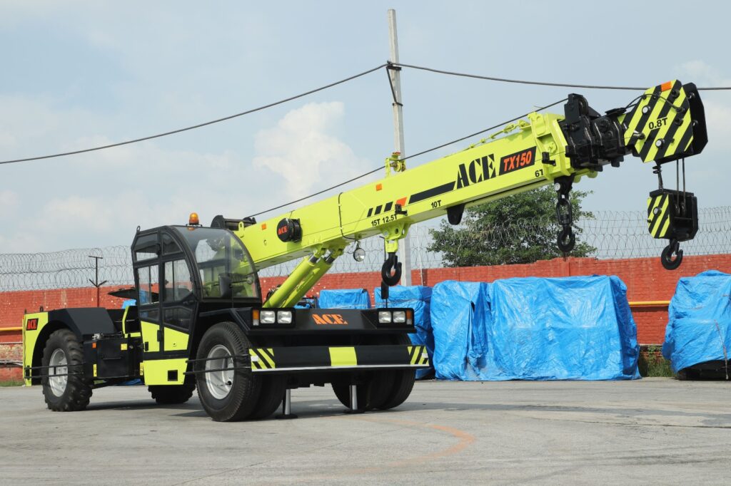 Scissor Lift XE Mini Series operating on an indoor job site in Dubai, UAE, supplied by ZoomLift.